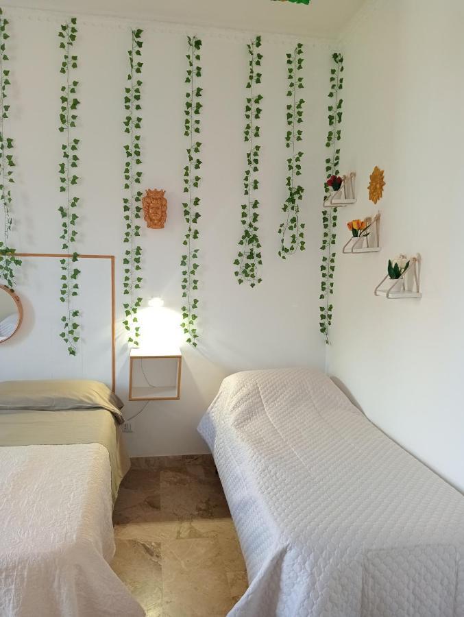 Casa Vacanze I Tre Girasoli "Green House" Caltagirone Exterior photo