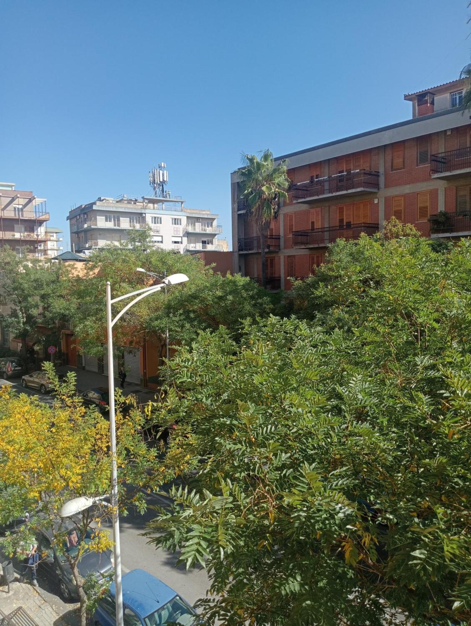 Casa Vacanze I Tre Girasoli "Green House" Caltagirone Exterior photo